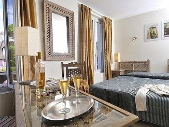 Logis Hotel Les Flots Bleus Beaulieu-sur-Dordogne Eksteriør bilde