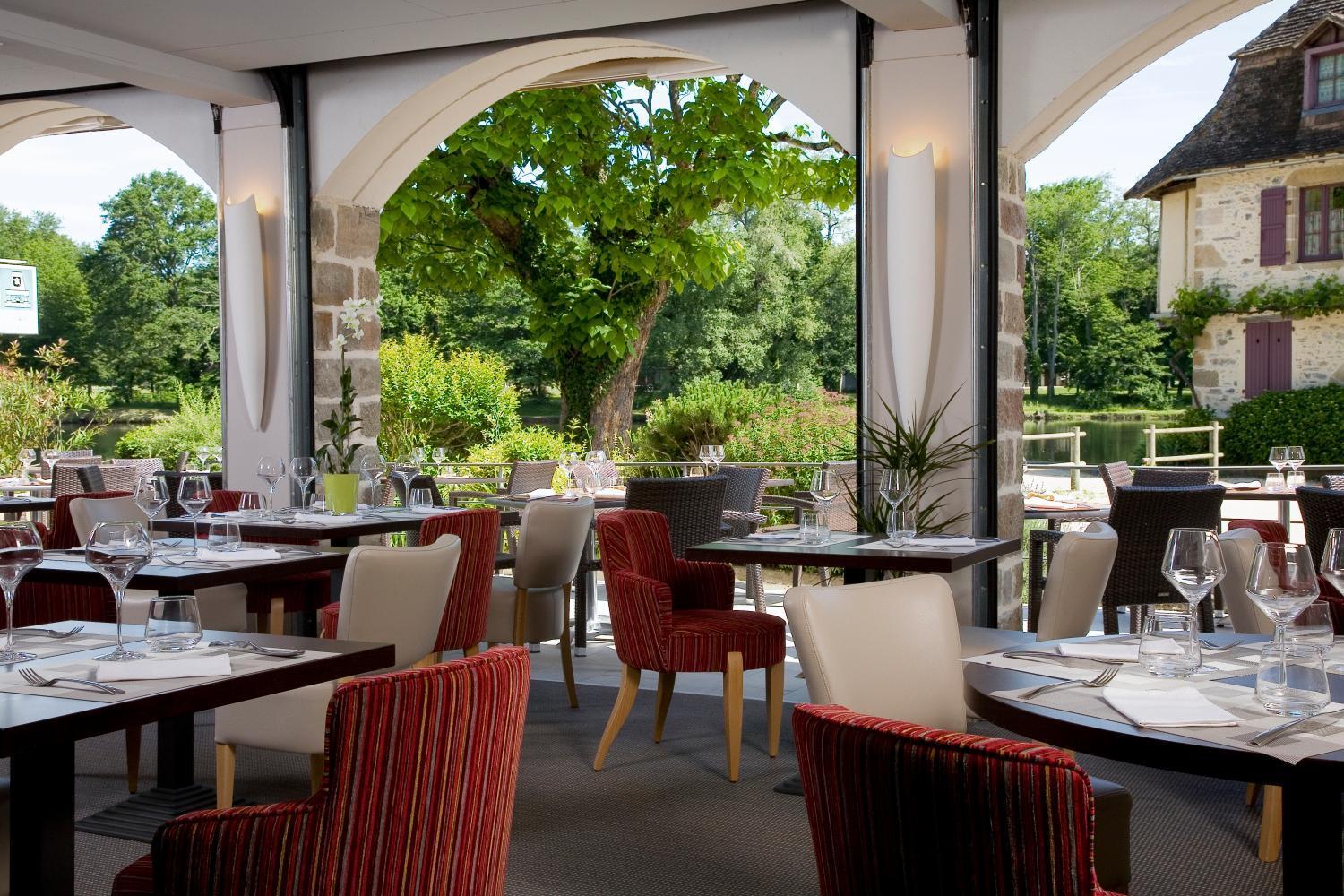 Logis Hotel Les Flots Bleus Beaulieu-sur-Dordogne Eksteriør bilde