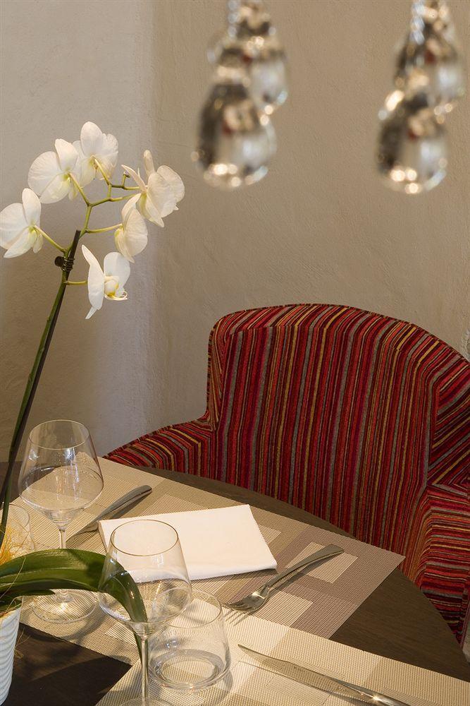 Logis Hotel Les Flots Bleus Beaulieu-sur-Dordogne Eksteriør bilde